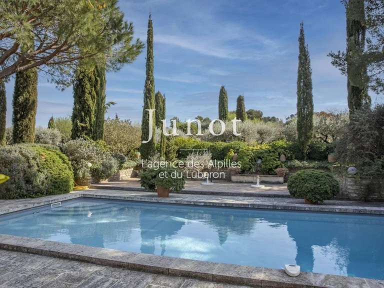 House Eygalières - 4 bedrooms - 270m²