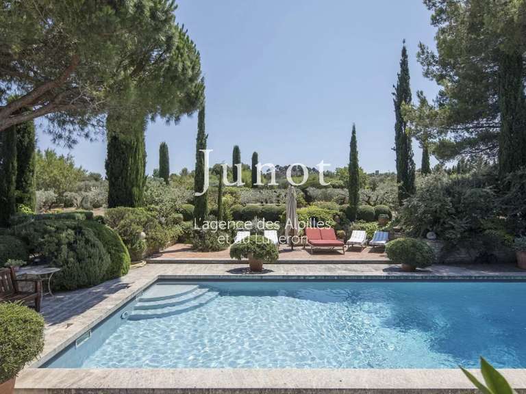House Eygalières - 4 bedrooms - 270m²