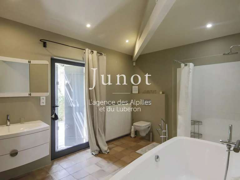 House Eygalières - 4 bedrooms - 270m²
