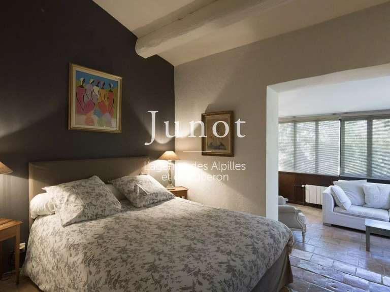 House Eygalières - 4 bedrooms - 270m²