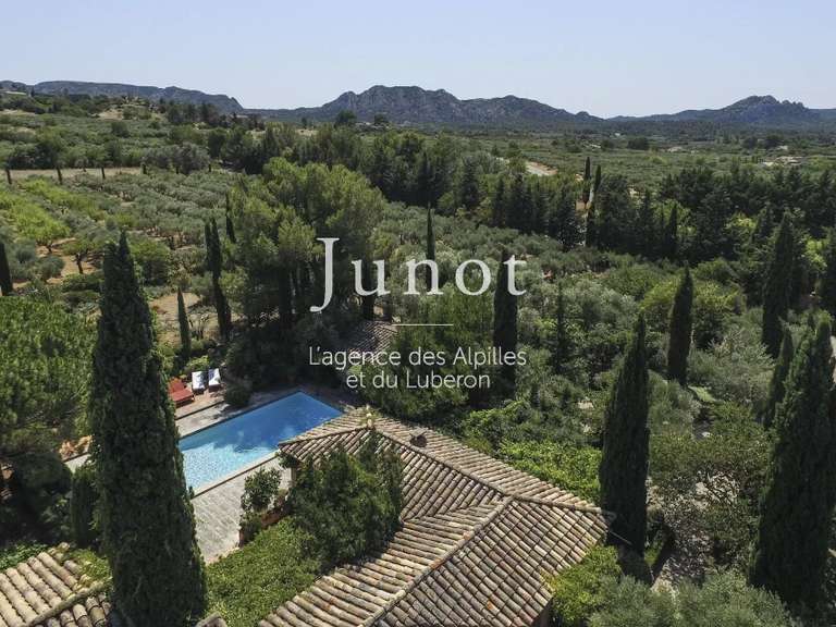 House Eygalières - 4 bedrooms - 270m²