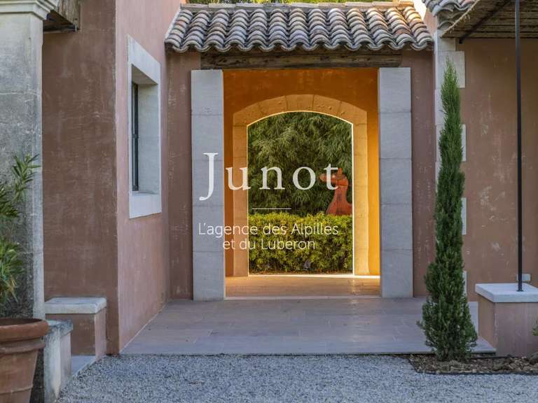Maison Eygalières - 6 chambres - 240m²