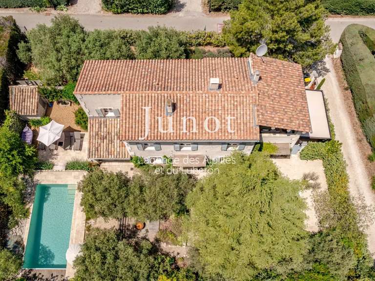 Maison Eygalières - 4 chambres - 180m²