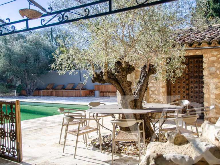 Maison Eygalières - 6 chambres - 320m²