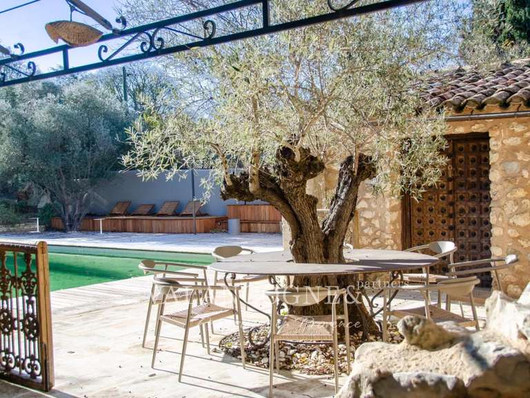 Maison Eygalières - 6 chambres - 320m²