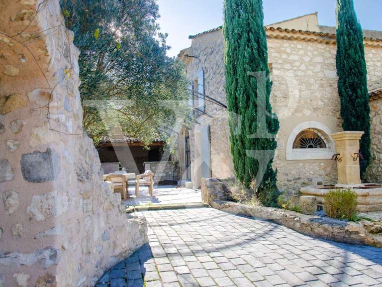 Maison Eygalières - 6 chambres - 320m²