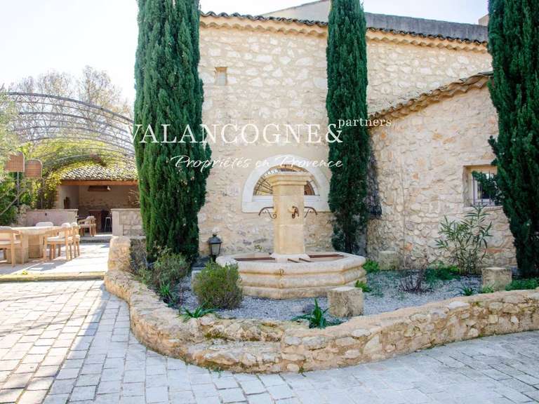 Maison Eygalières - 6 chambres - 320m²