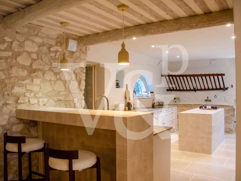 Maison Eygalières - 6 chambres - 320m²