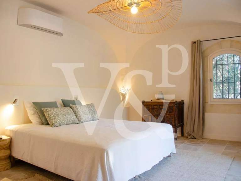 Maison Eygalières - 6 chambres - 320m²