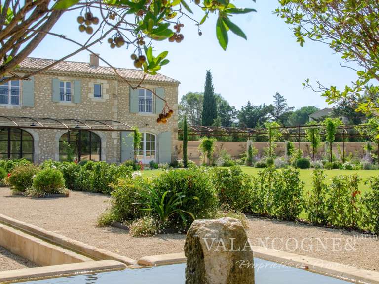 Maison Eygalières - 5 chambres - 308m²