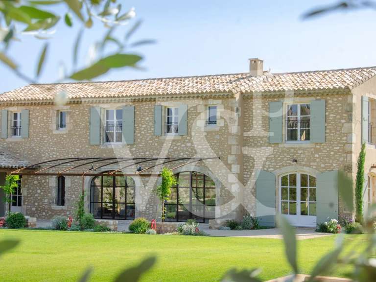 Maison Eygalières - 5 chambres - 308m²