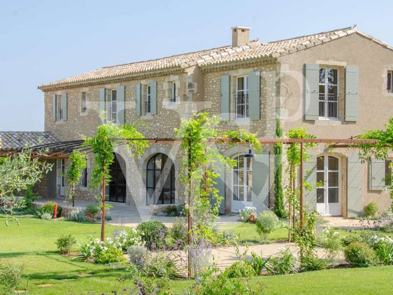 Maison Eygalières - 5 chambres - 308m²