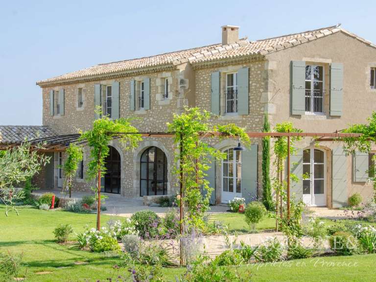 Maison Eygalières - 5 chambres - 308m²