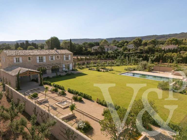 Maison Eygalières - 5 chambres - 273m²