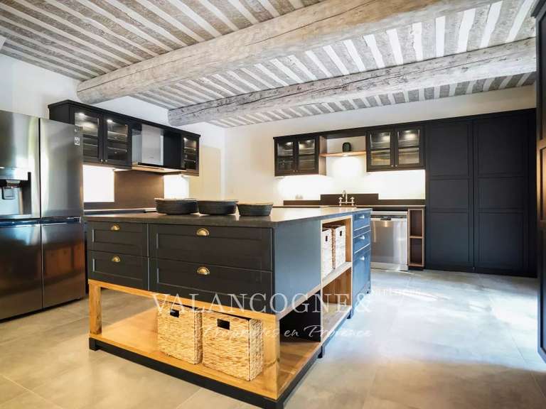 Maison Eygalières - 4 chambres - 158m²