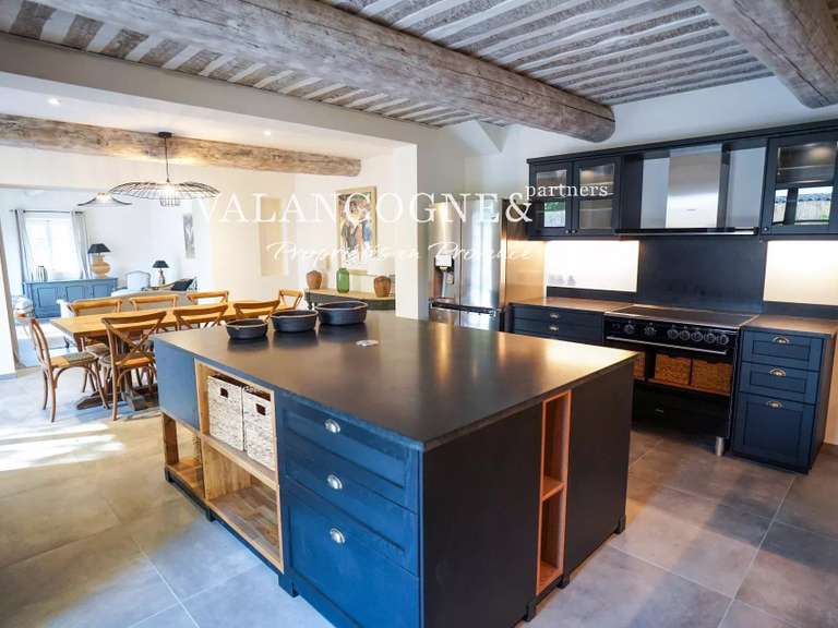 Maison Eygalières - 4 chambres - 158m²