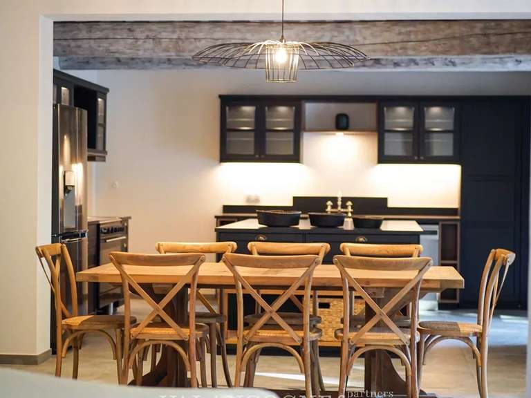 Maison Eygalières - 4 chambres - 158m²