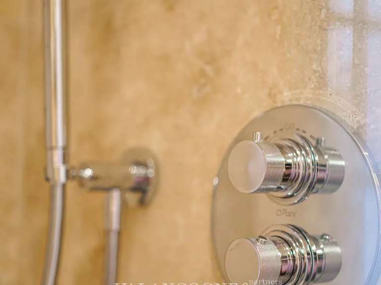 Maison Eygalières - 4 chambres - 158m²