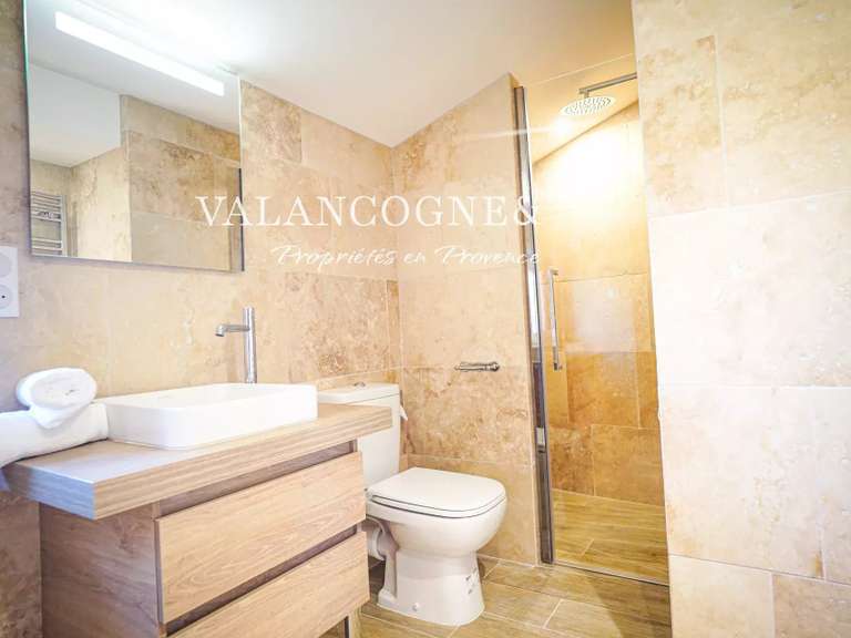 Maison Eygalières - 4 chambres - 158m²