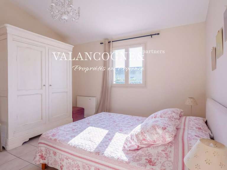 Maison Eygalières - 4 chambres - 200m²