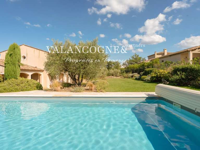 Maison Eygalières - 4 chambres - 200m²