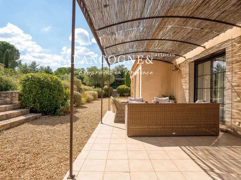 Maison Eygalières - 4 chambres - 200m²