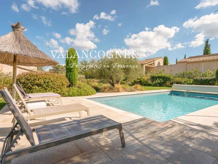 Maison Eygalières - 4 chambres - 200m²