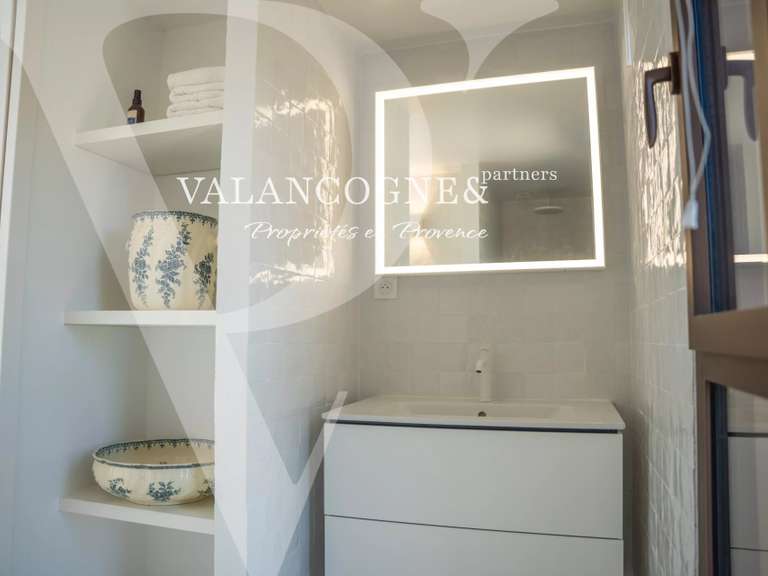 Maison Eygalières - 4 chambres - 180m²