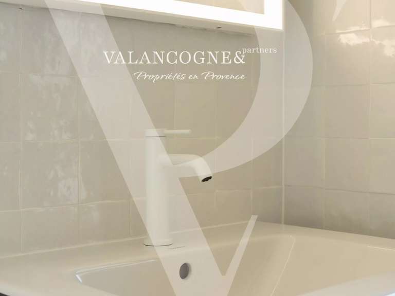 Maison Eygalières - 4 chambres - 180m²