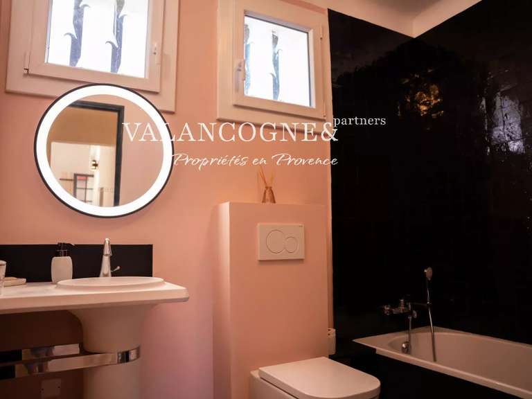 Maison Eygalières - 5 chambres - 255m²