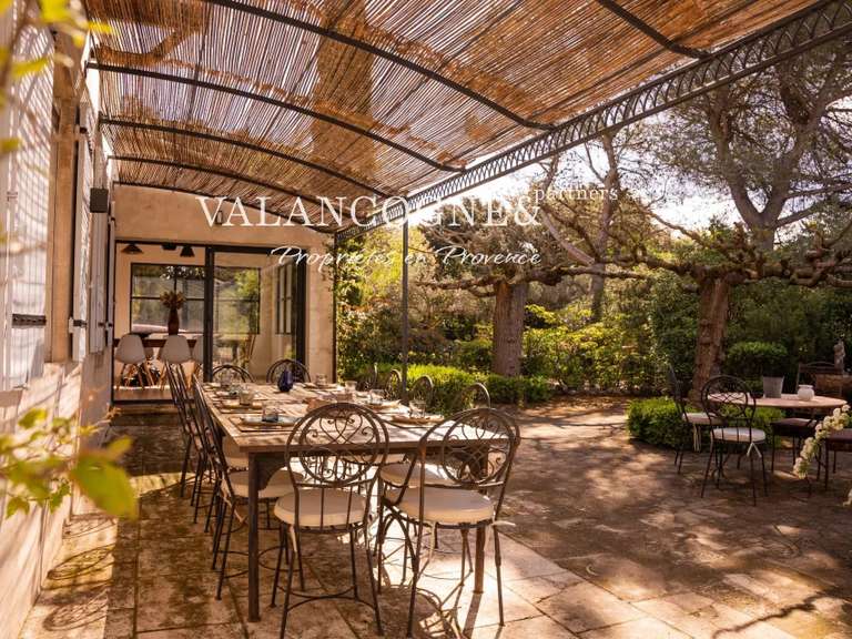 Maison Eygalières - 5 chambres - 255m²