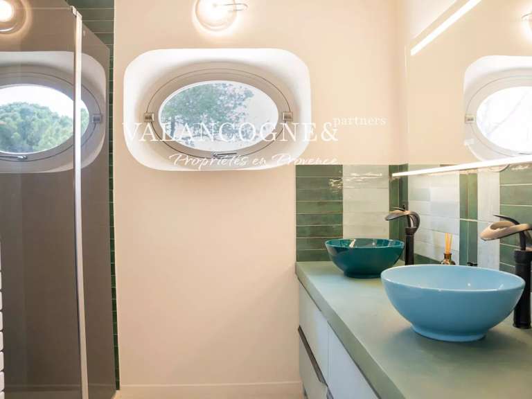 Maison Eygalières - 5 chambres - 255m²