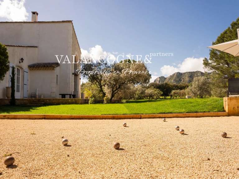 Maison Eygalières - 5 chambres - 255m²