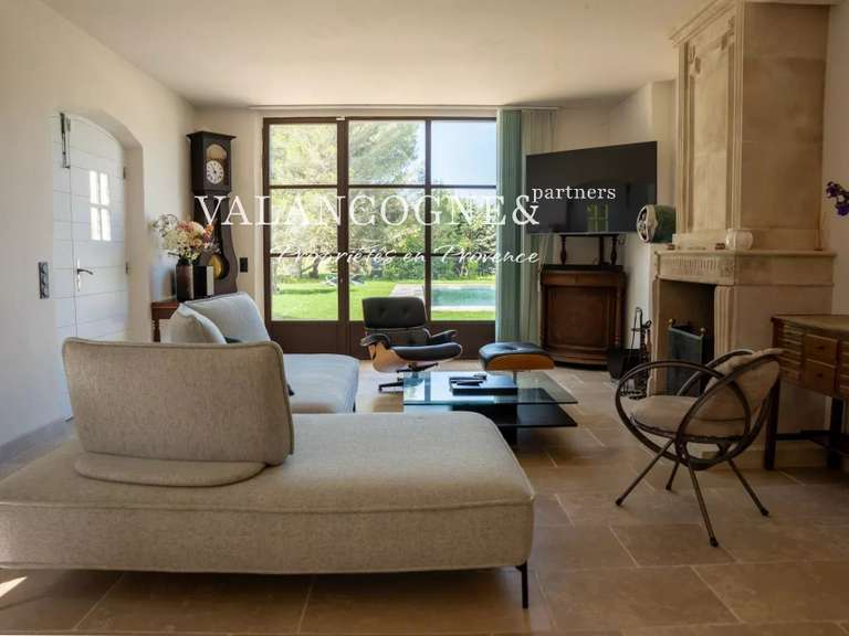 Maison Eygalières - 5 chambres - 255m²