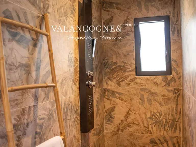 Maison Eygalières - 5 chambres - 255m²