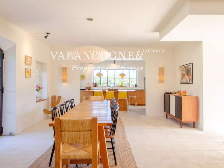 Maison Eygalières - 4 chambres - 220m²