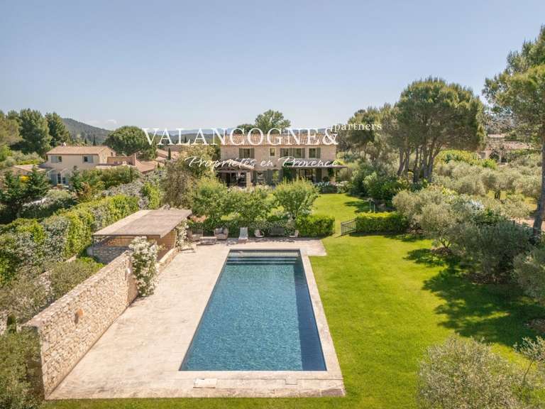 Maison Eygalières - 4 chambres - 220m²
