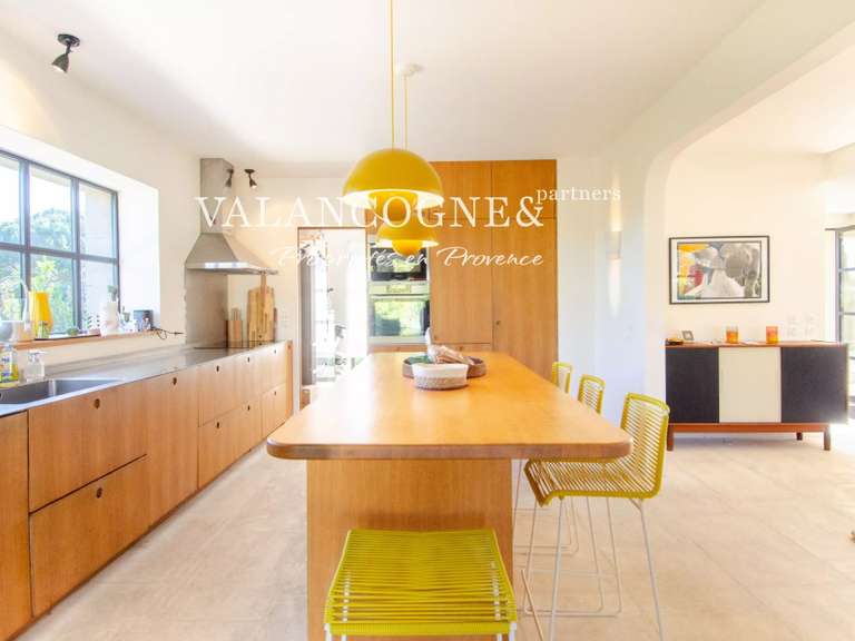 Maison Eygalières - 4 chambres - 220m²