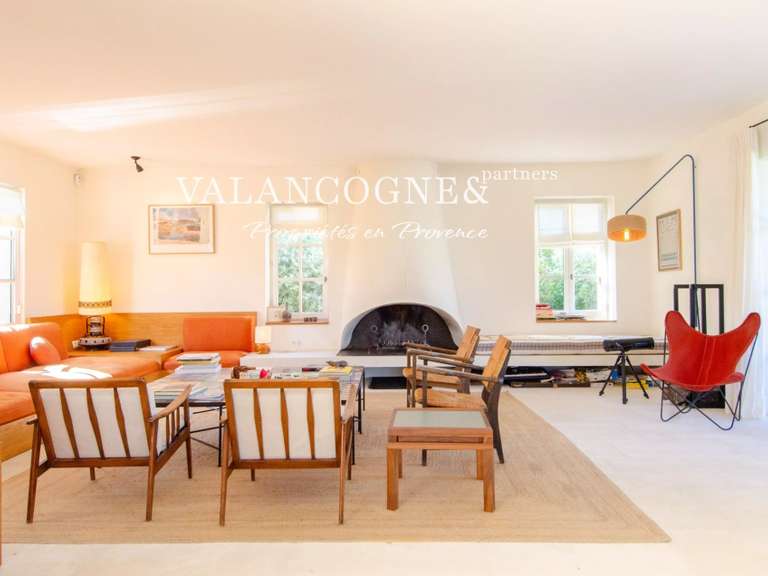 Maison Eygalières - 4 chambres - 220m²