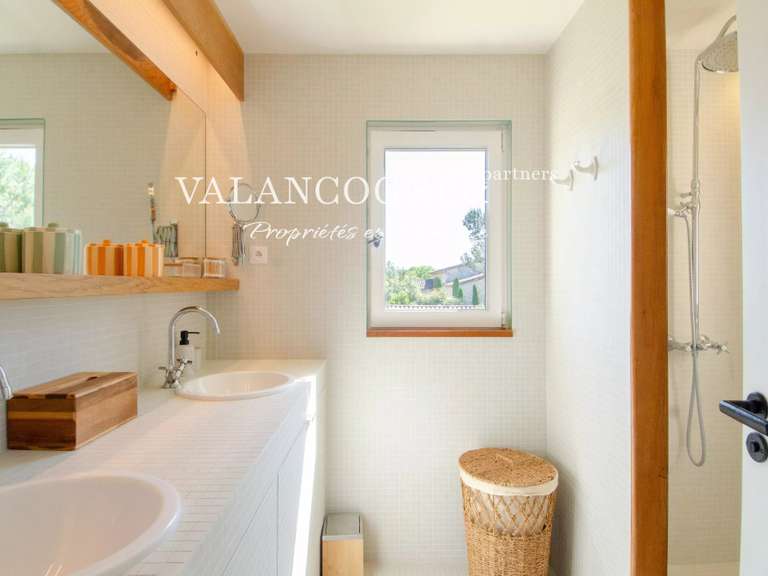Maison Eygalières - 4 chambres - 220m²