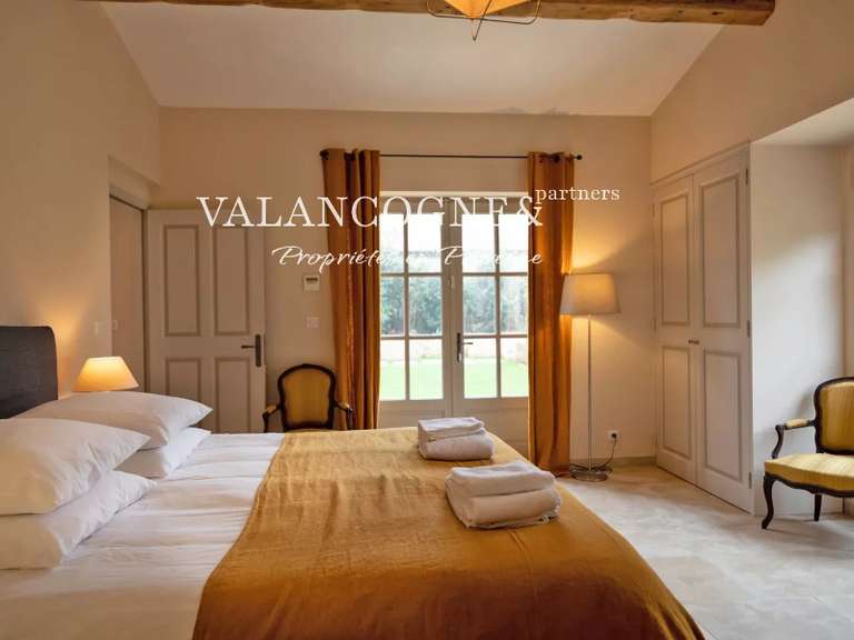 Maison Eygalières - 3 chambres - 162m²