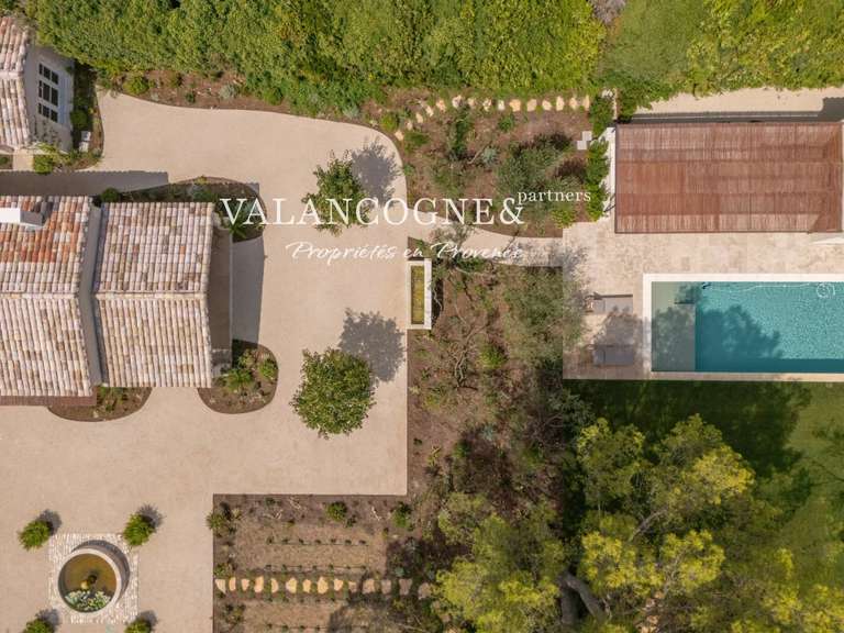 Maison Eygalières - 5 chambres - 266m²