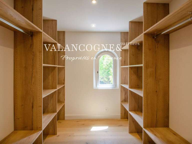Maison Eygalières - 5 chambres - 266m²