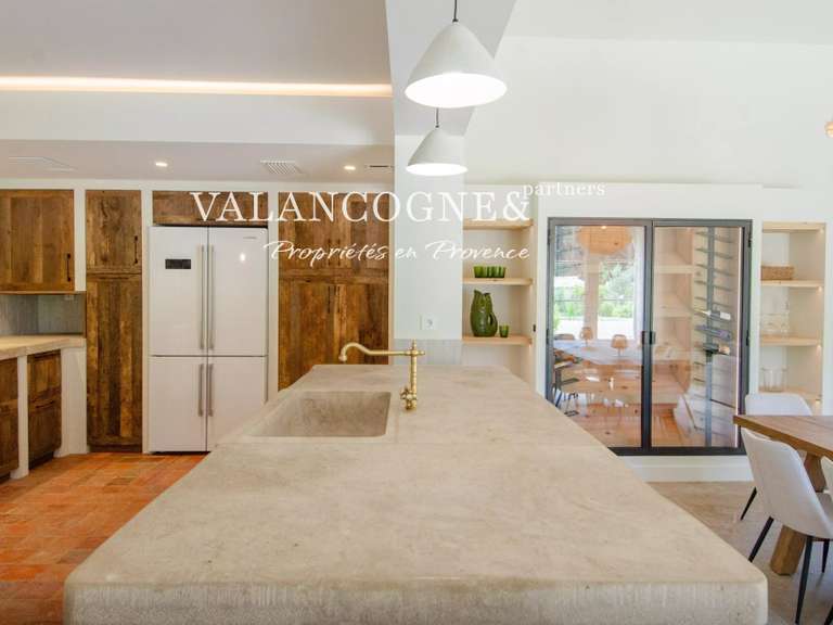 Maison Eygalières - 5 chambres - 266m²