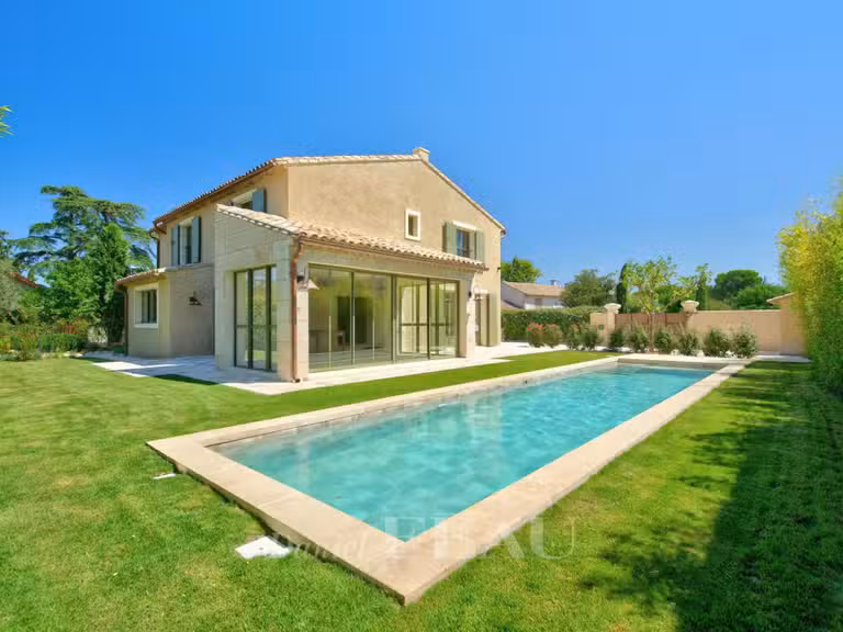 Maison Eygalières - 5 chambres - 296m²