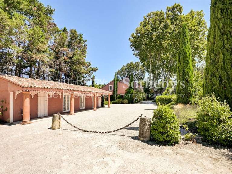 Maison Eygalières - 6 chambres - 325m²
