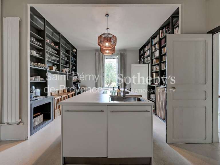 Maison Eygalières - 6 chambres - 325m²
