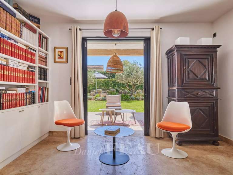 Maison Eygalières - 4 chambres - 252m²