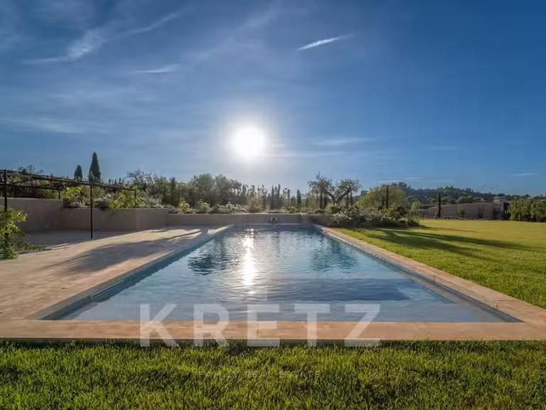 Maison Eygalières - 5 chambres - 250m²