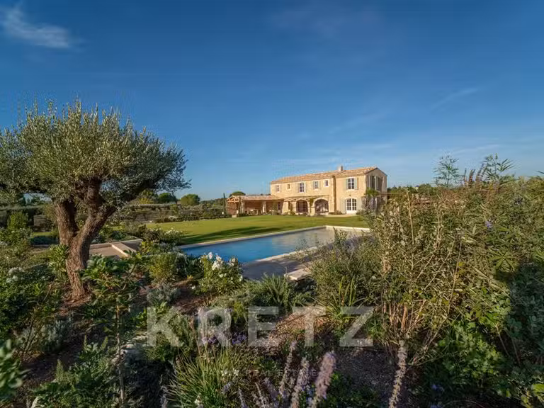 Maison Eygalières - 5 chambres - 250m²